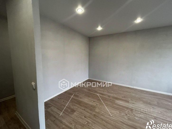 2-комн квартира улица 60 лет Октября, 34,  д. 34