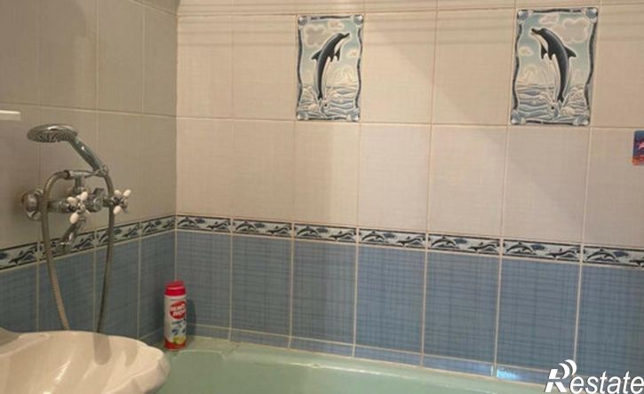 2-комн квартира улица 40-летия Победы, 8,  д. 8