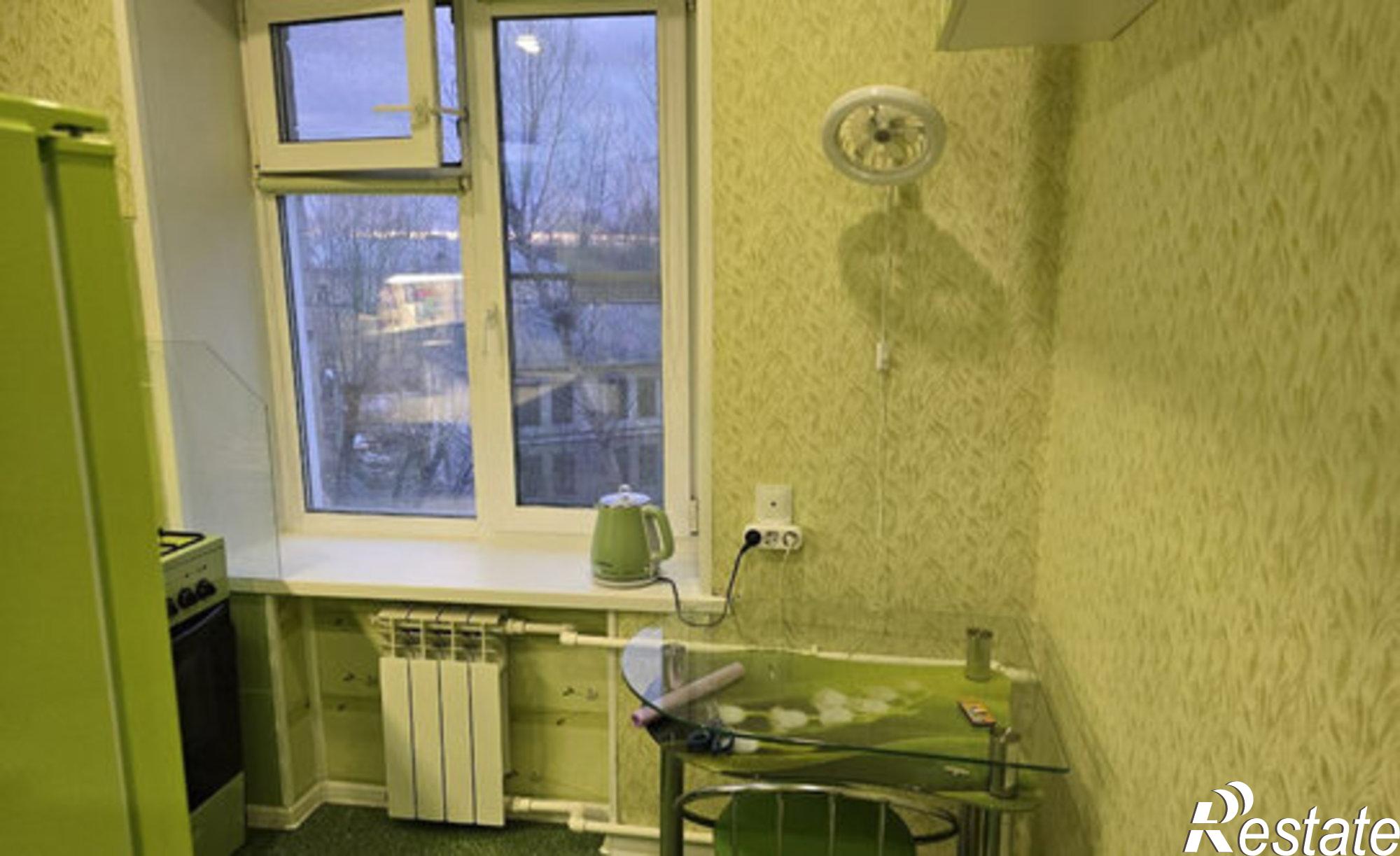 Купить квартиру за 3 000 000 рублей на улица Сталеваров, 41