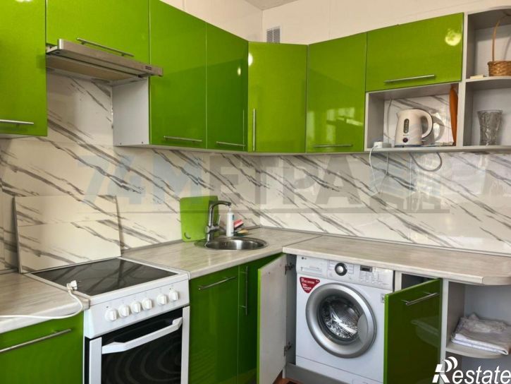 2-комн квартира Зальцмана ул, 48