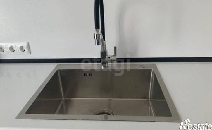 3-комн квартира Комсомольский проспект, 80,  д. 80