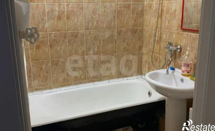 2-комн квартира проспект Победы, 155,  д. 155