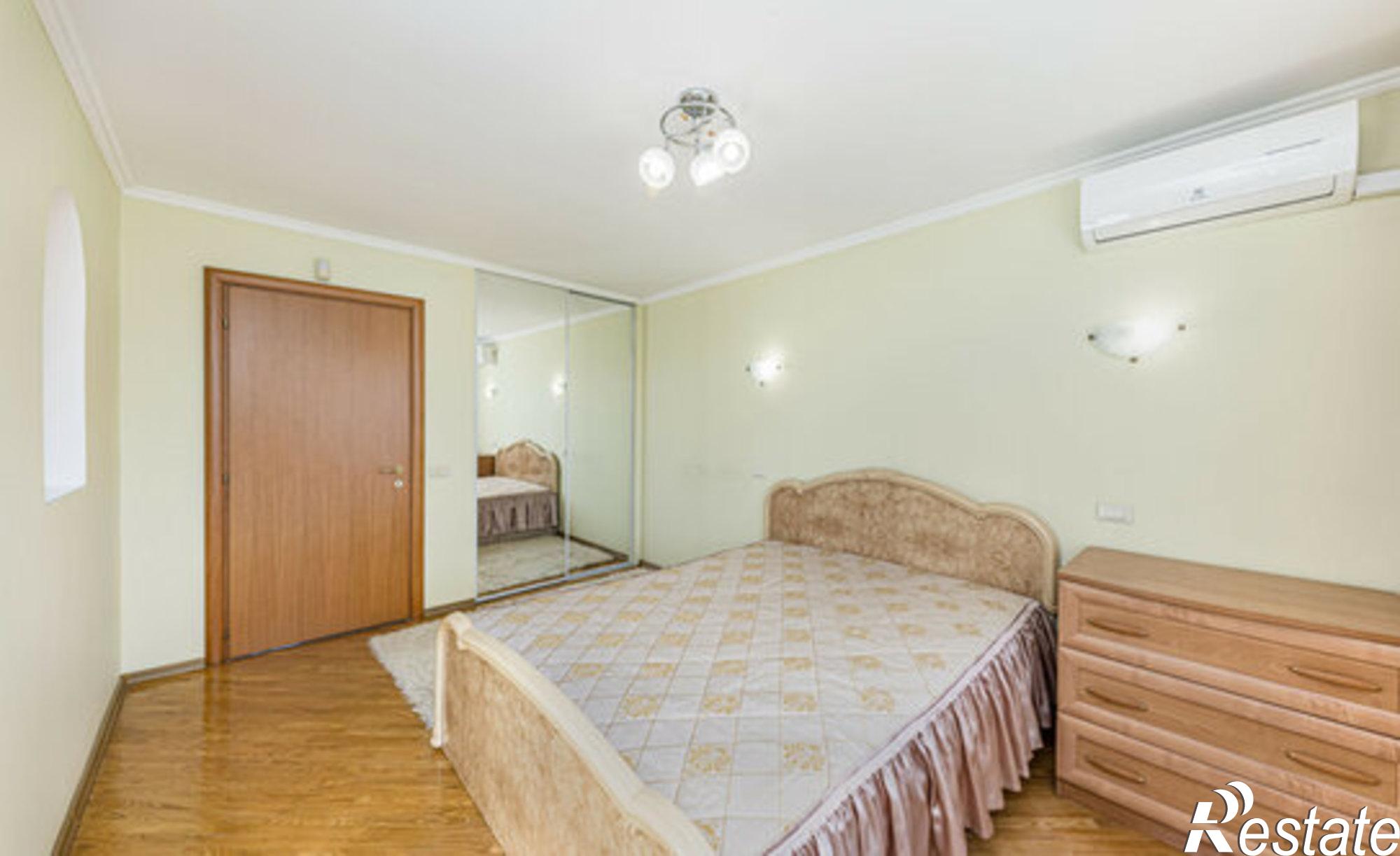 Купить квартиру за 9 300 000 рублей на улица 3 Интернационала, 94А