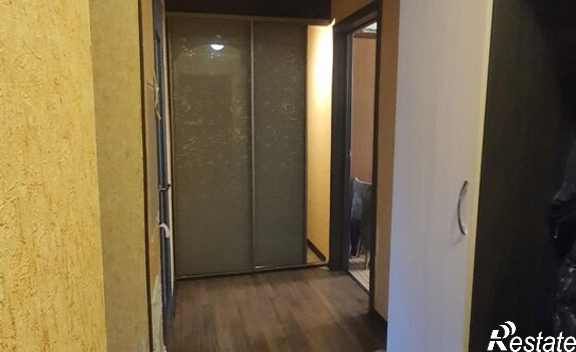 Купить квартиру за 4 390 000 рублей на улица Молодогвардейцев, 56