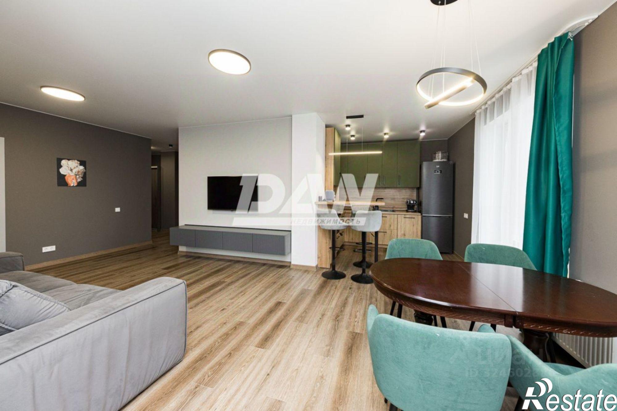 Купить квартиру за 17 000 000 рублей на улица Энгельса, 4