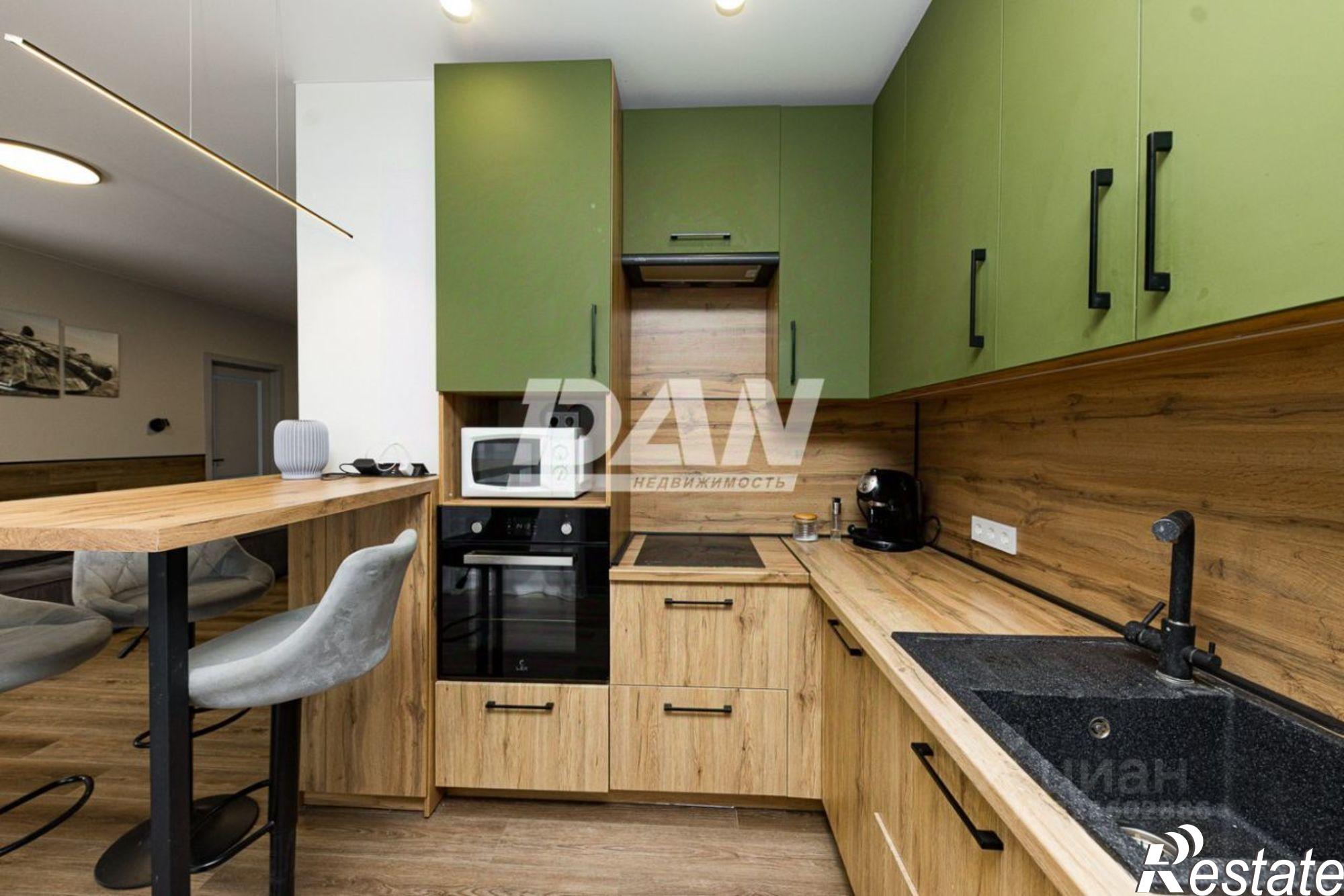 Купить квартиру за 17 000 000 рублей на улица Энгельса, 4