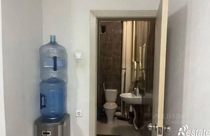 2-комн квартира улица Дмитрия Неаполитанова, 18,  д. 18