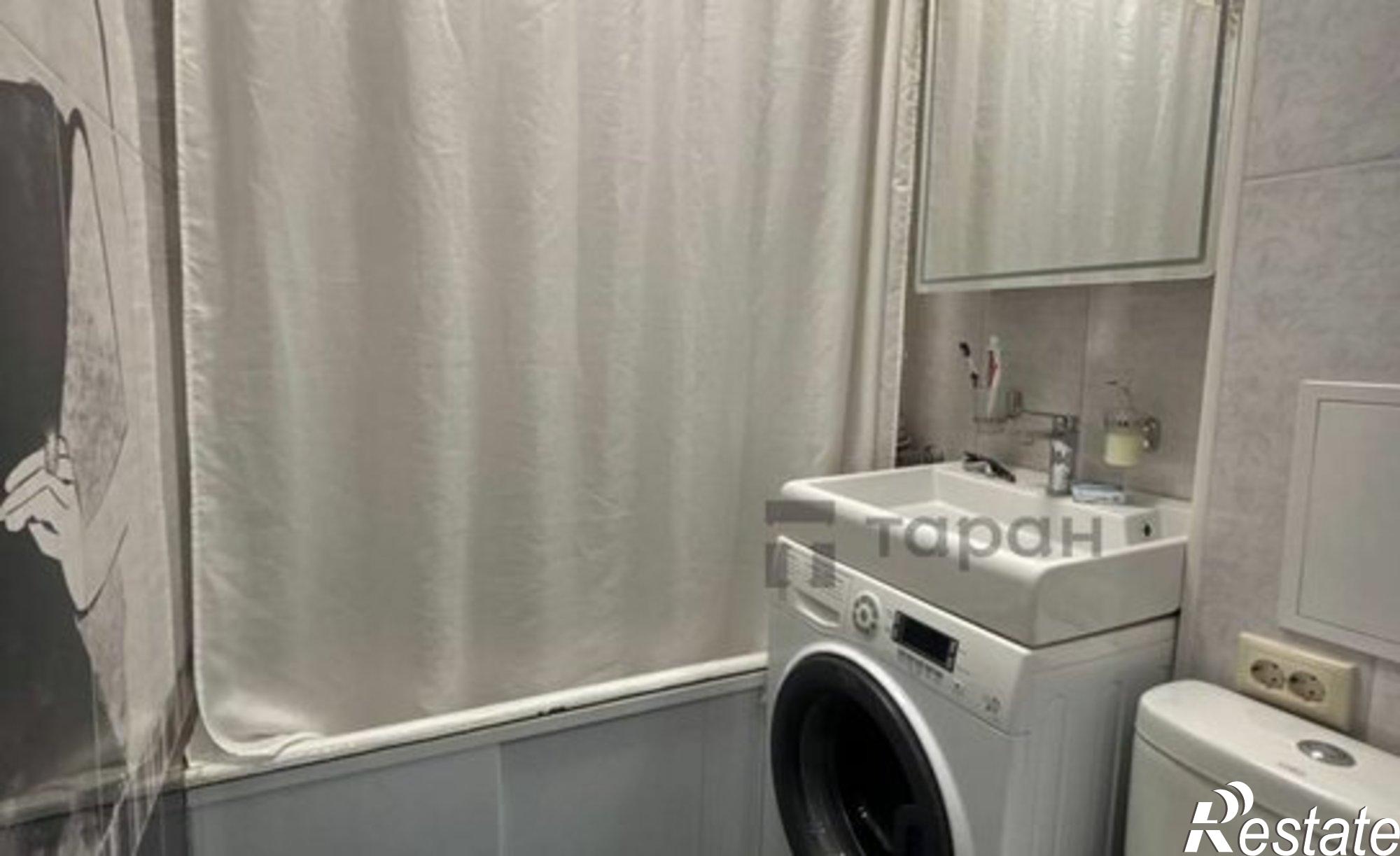 Купить квартиру за 3 990 000 рублей на Кыштымская улица, 17