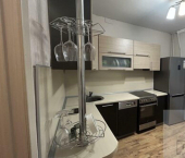 2-комн, 65кв м, этаж 8/10 ул Александра Шмакова, 10