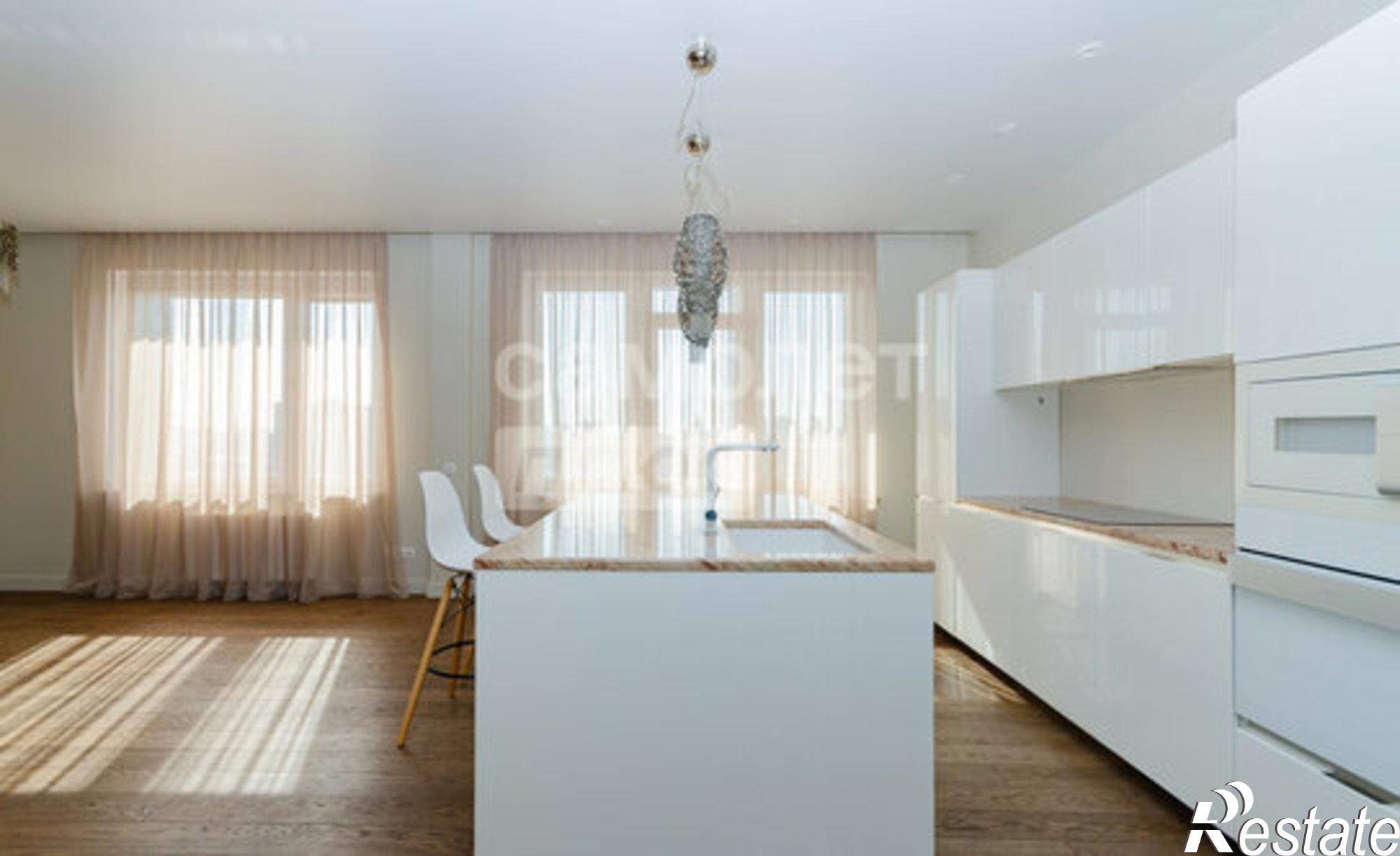 Купить квартиру за 17 990 000 рублей на ул Героя России Яковлева А.В., 1