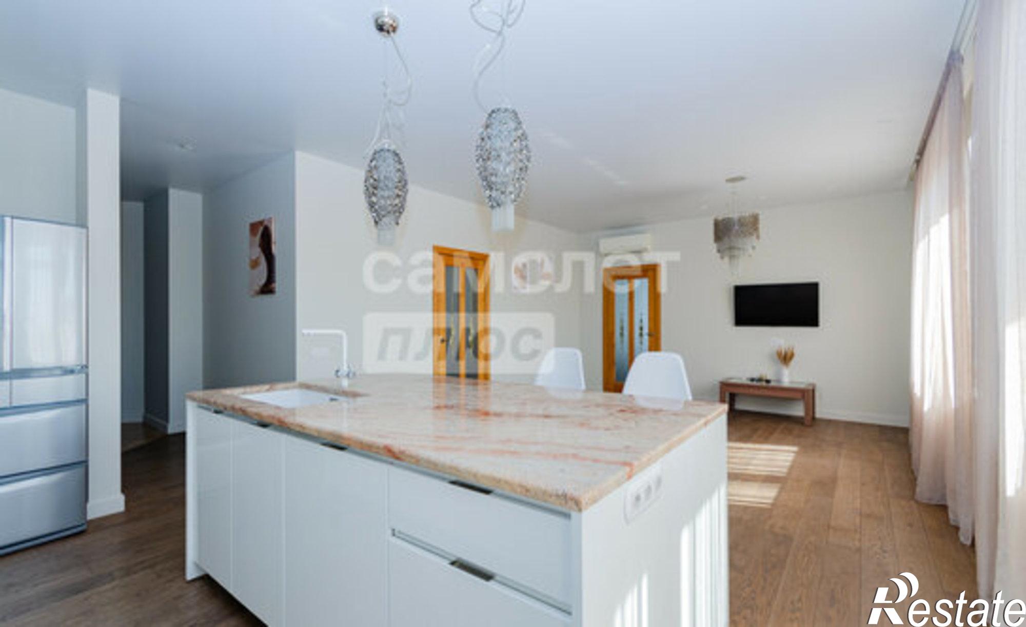 Купить квартиру за 17 990 000 рублей на ул Героя России Яковлева А.В., 1