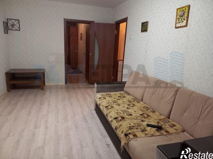 2-комн квартира Шаумяна ул, 85