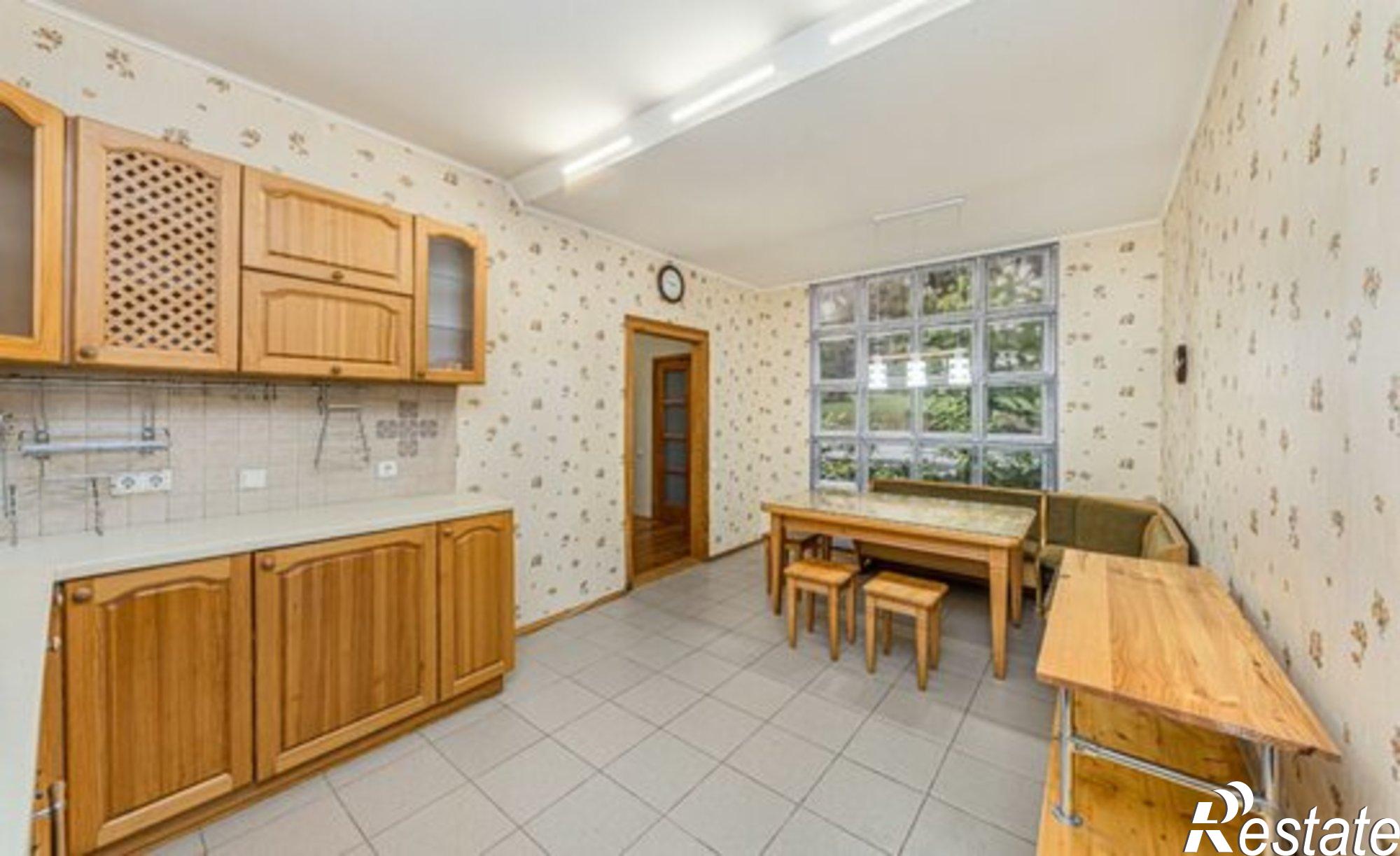 Купить квартиру за 10 890 000 рублей на улица Захаренко, 3В