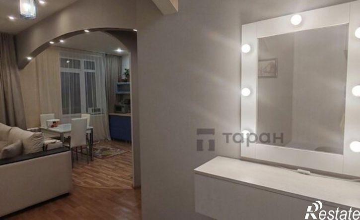 3-комн квартира Театральный переулок, 16,  д. 16