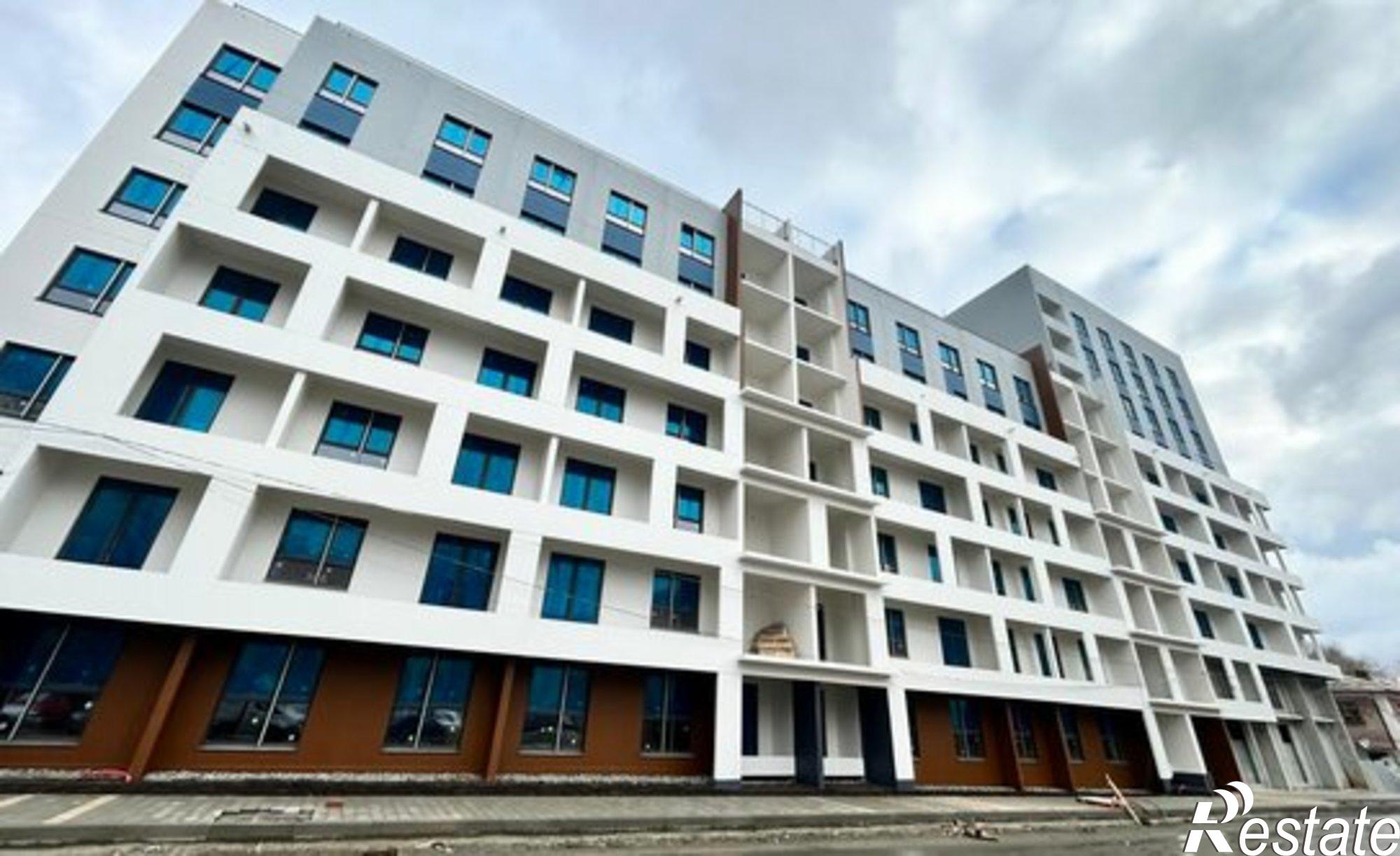 Купить квартиру за 12 450 000 рублей на улица Энергетиков, 64А