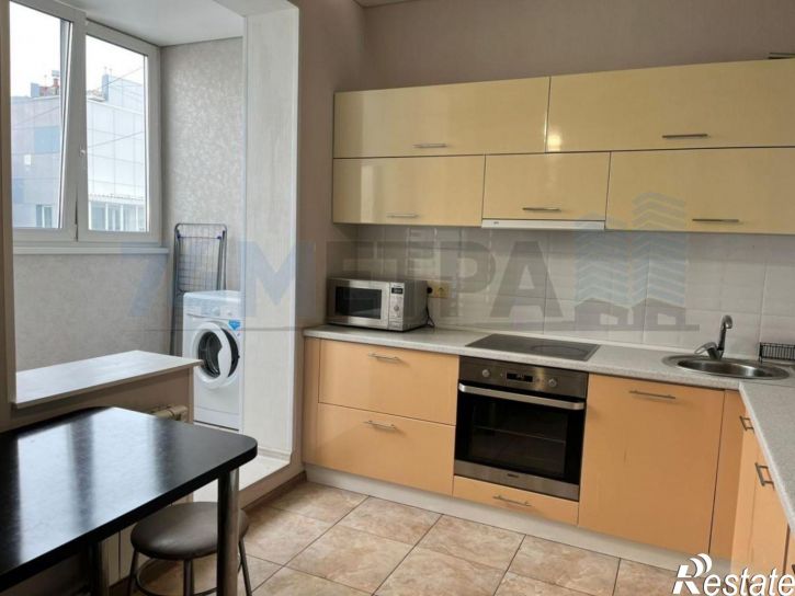 1-комн квартира Братьев Кашириных ул, 164