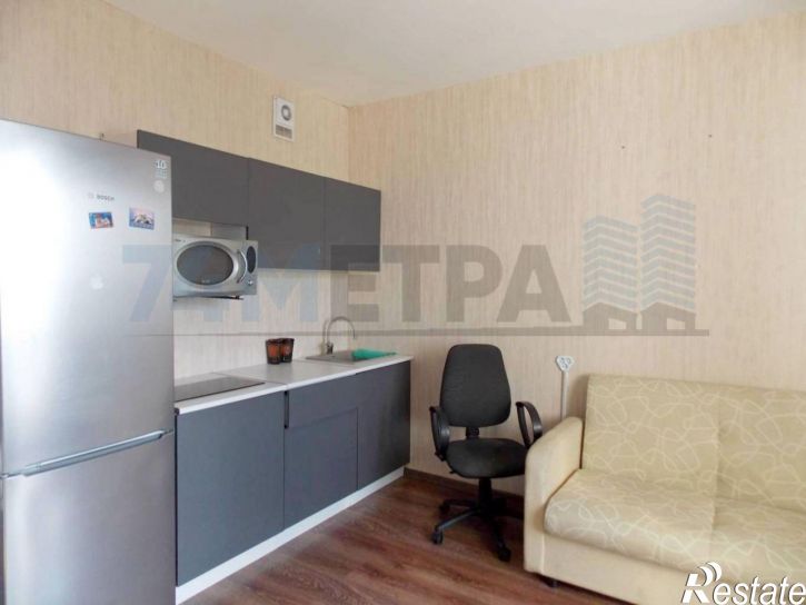 1-комн квартира Братьев Кашириных ул, 111
