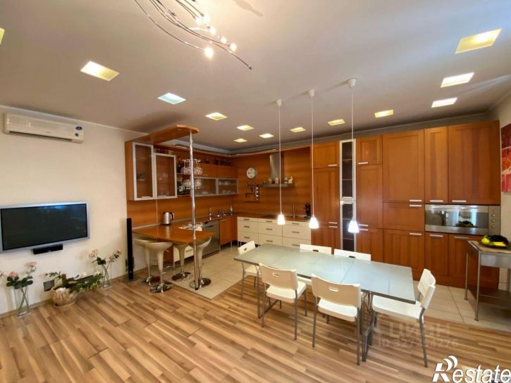 4-комн квартира ул Чичерина, 38Б,  д. 38Б