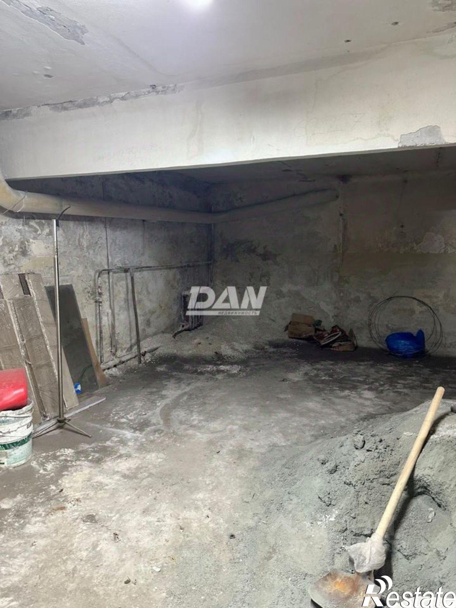Купить торговое помещение за 3 377 340 рублей на улица Сталеваров, 68