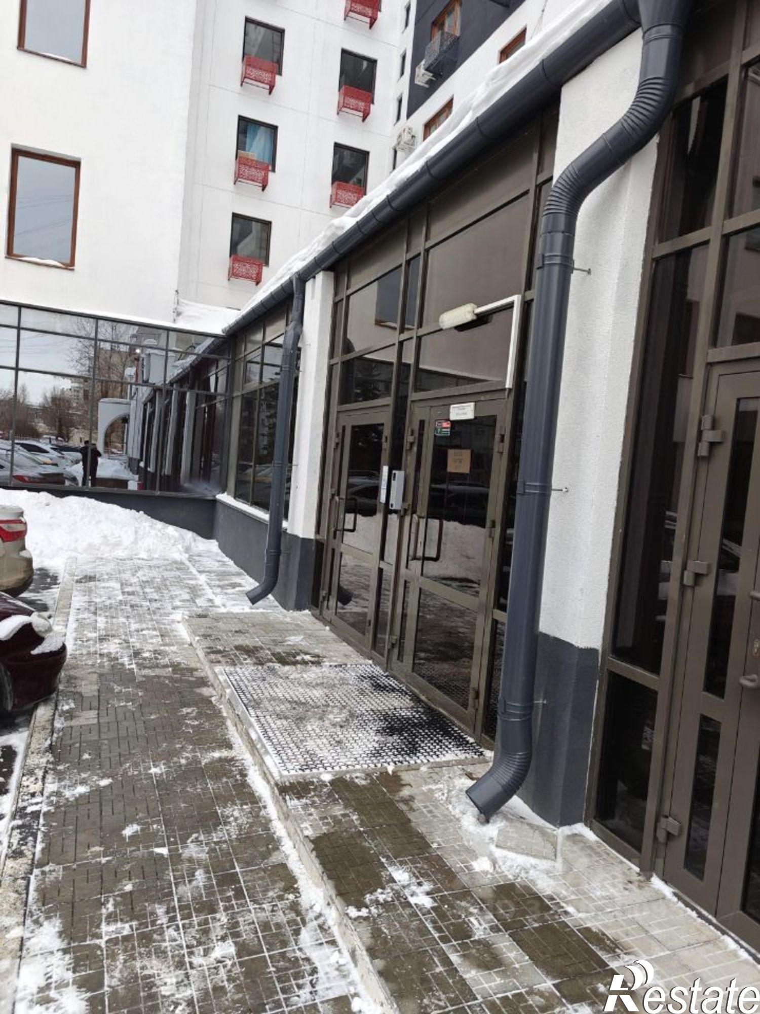 Купить офис, помещение под офис за 4 047 790 рублей на ул Молодогвардейцев, 34