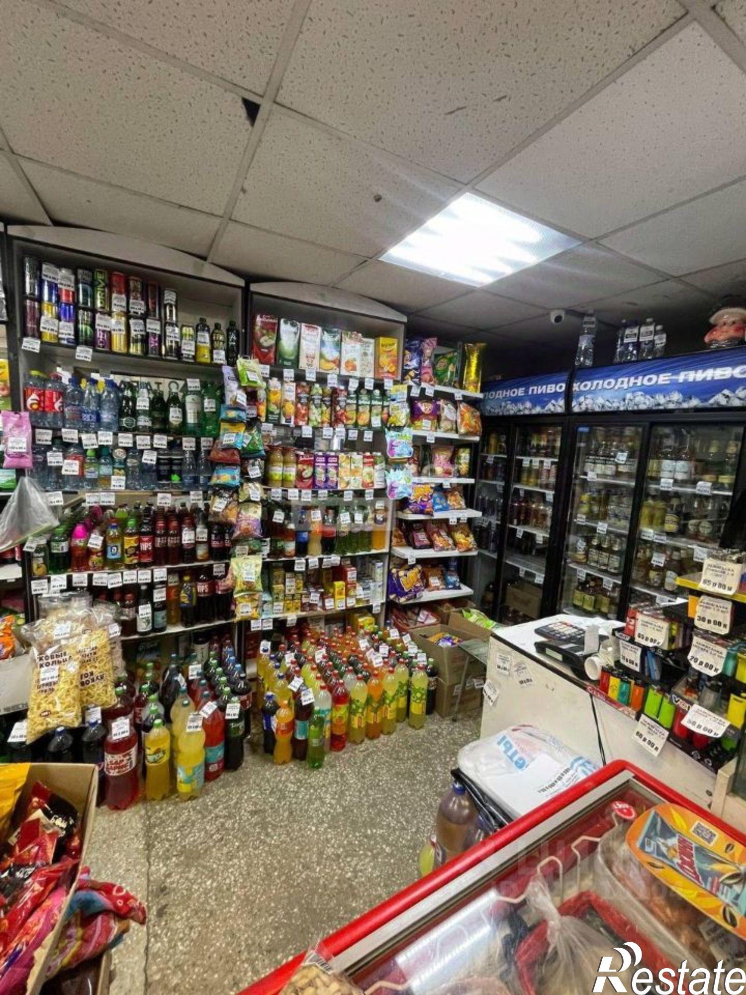 Купить торговое помещение за 8 461 180 рублей на ул Комарова, 131А