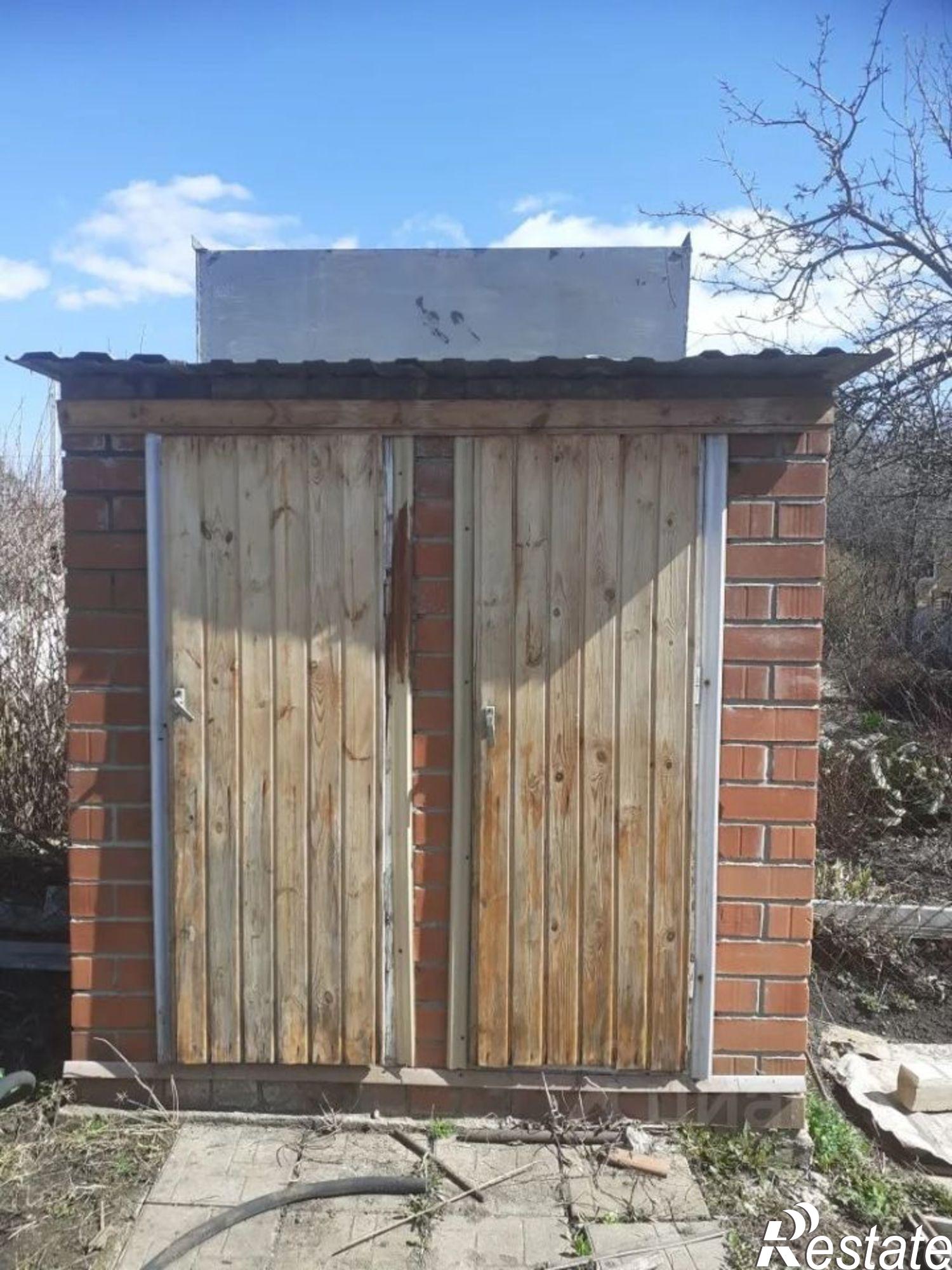 Купить дачу, дом, коттедж за 11 000 000 рублей на проспект Победы, 303