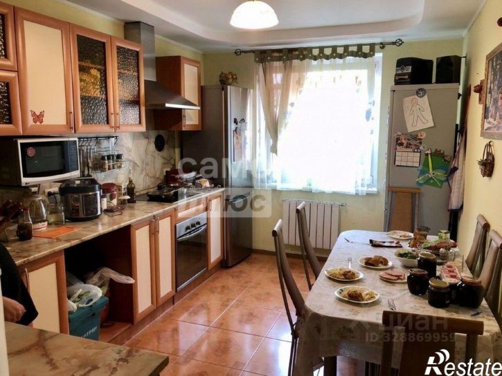 3-комн квартира улица Монакова, 31,  д. 31