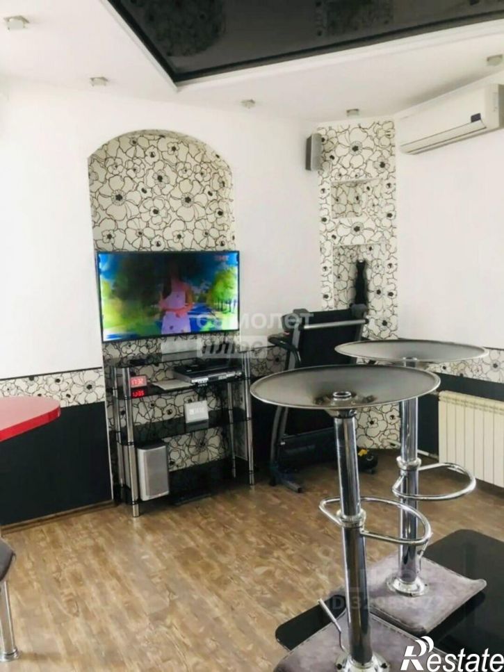 3-комн квартира улица Жукова, 18А,  д. 18А