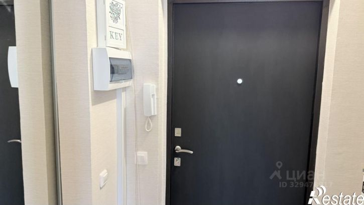 2-комн квартира улица Петра Сумина, 2,  д. 2