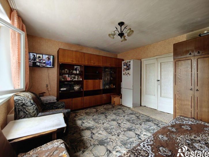 4-комн квартира улица Сталеваров, 66,  д. 66