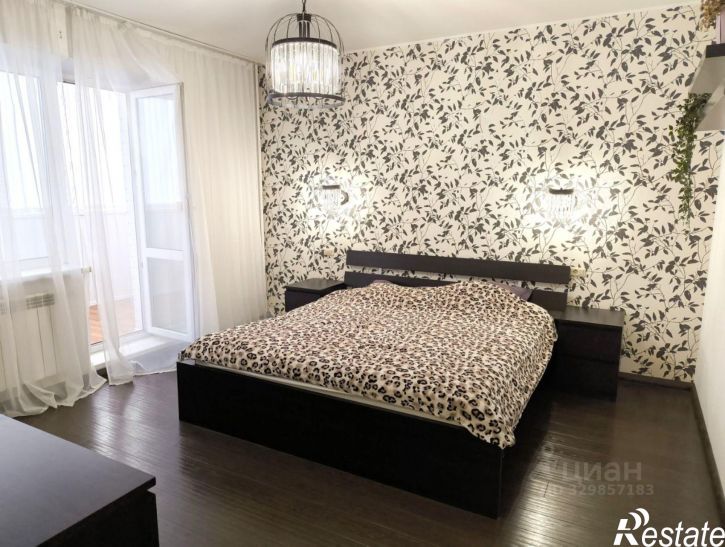 3-комн квартира ул Братьев Кашириных, 122,  д. 122