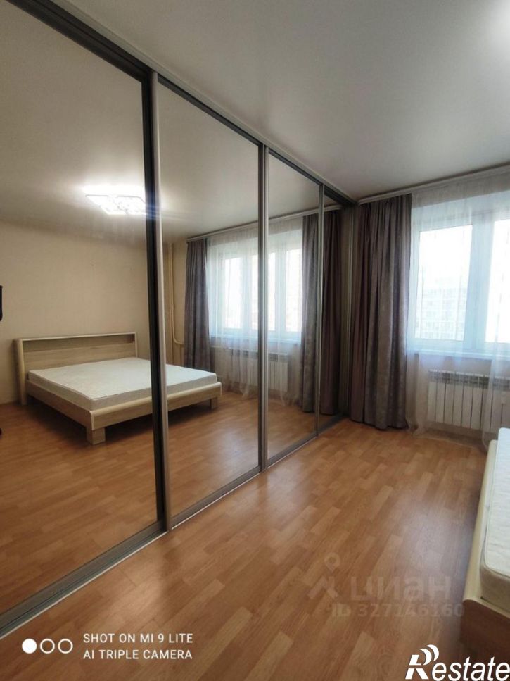 3-комн квартира улица Петра Сумина, 6,  д. 6