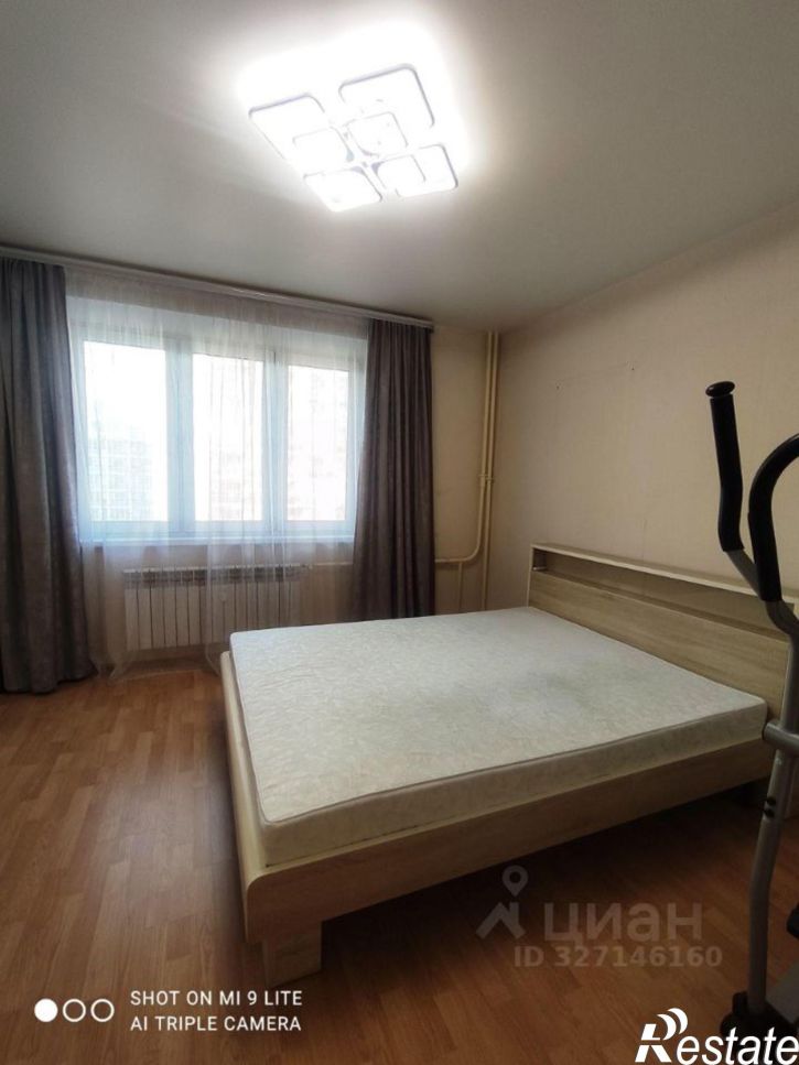 3-комн квартира улица Петра Сумина, 6,  д. 6