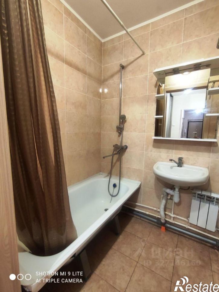 3-комн квартира улица Петра Сумина, 6,  д. 6