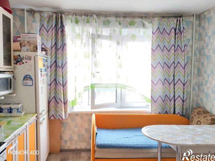 2-комн квартира пр-кт Победы, 303/1,  д. 303/1