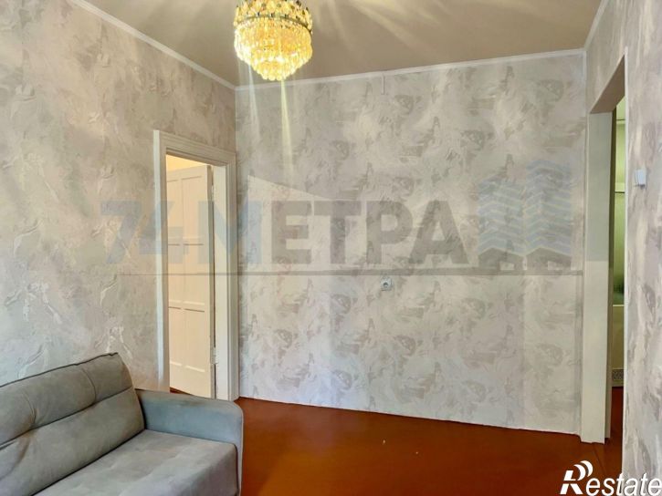 2-комн квартира Сталеваров ул, 34