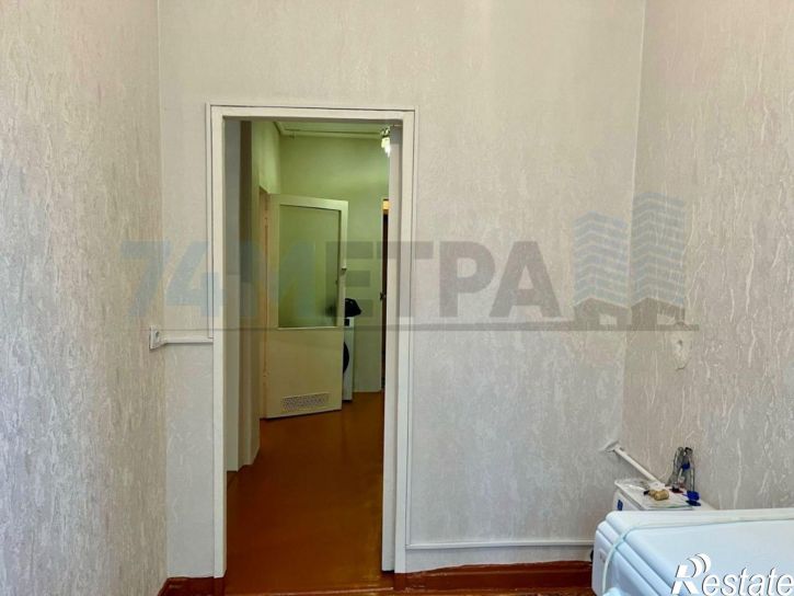 2-комн квартира Сталеваров ул, 34