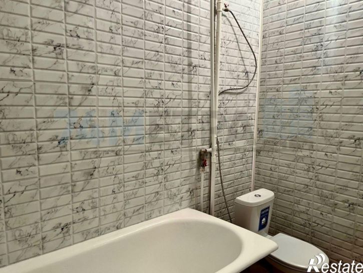 2-комн квартира Сталеваров ул, 34