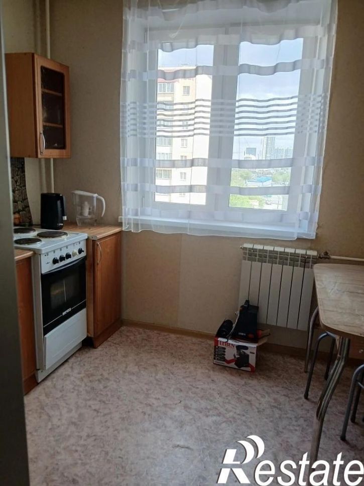 2-комн квартира Омская, 6