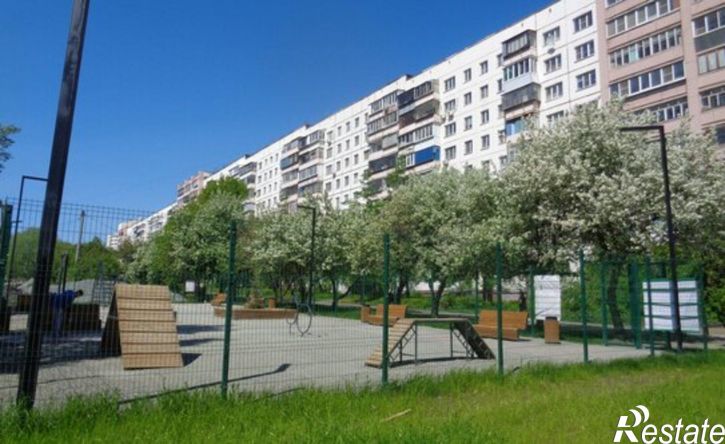 2-комн квартира улица Молодогвардейцев, 70,  д. 70