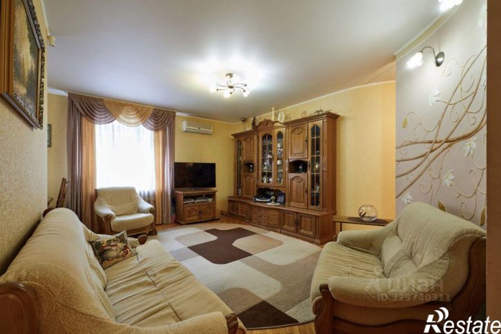 4-комн квартира улица Карла Маркса, 83,  д. 83