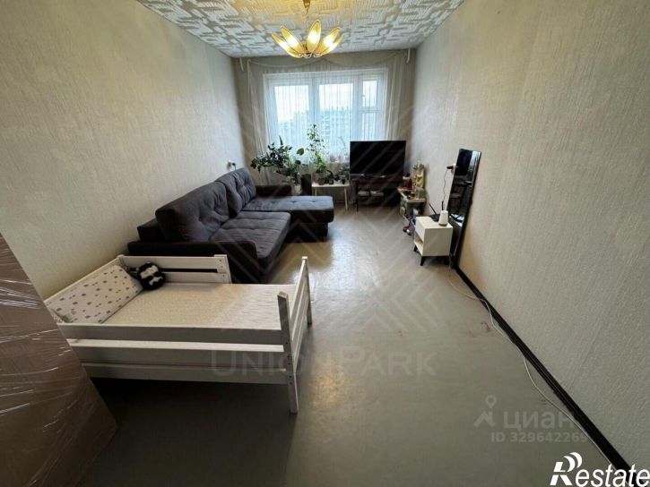 3-комн квартира ул Братьев Кашириных, 114,  д. 114