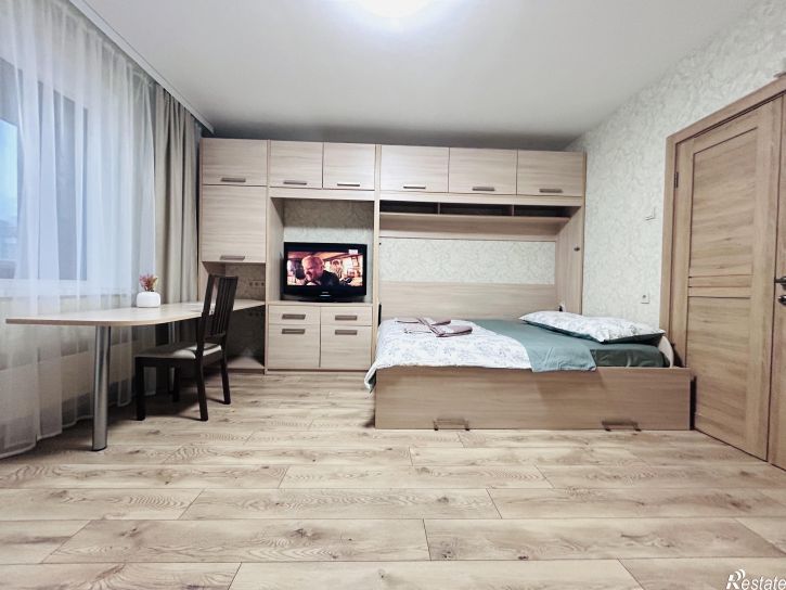 2-комн квартира Академика Сахарова , 10