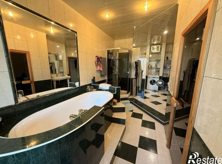 4-комн квартира ул Сони Кривой, 35А,  д. 35А