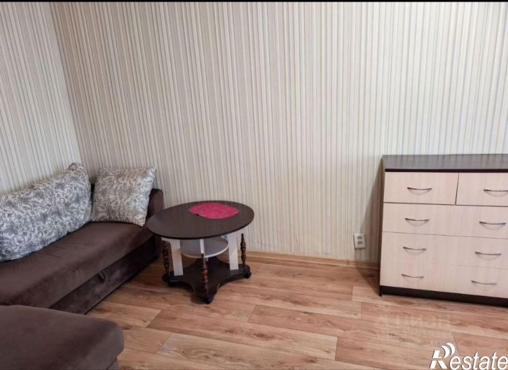 1-комн квартира улица Комарова, 39,  д. 39