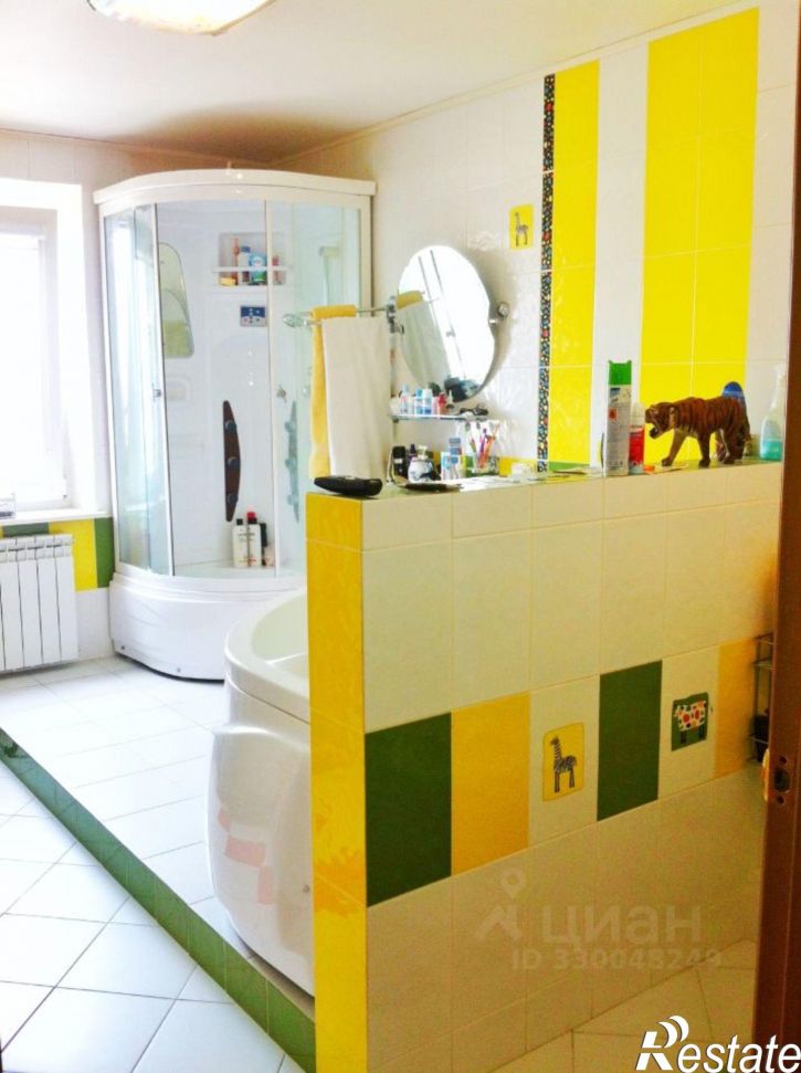 4-комн квартира улица Сулимова, 75А,  д. 75А