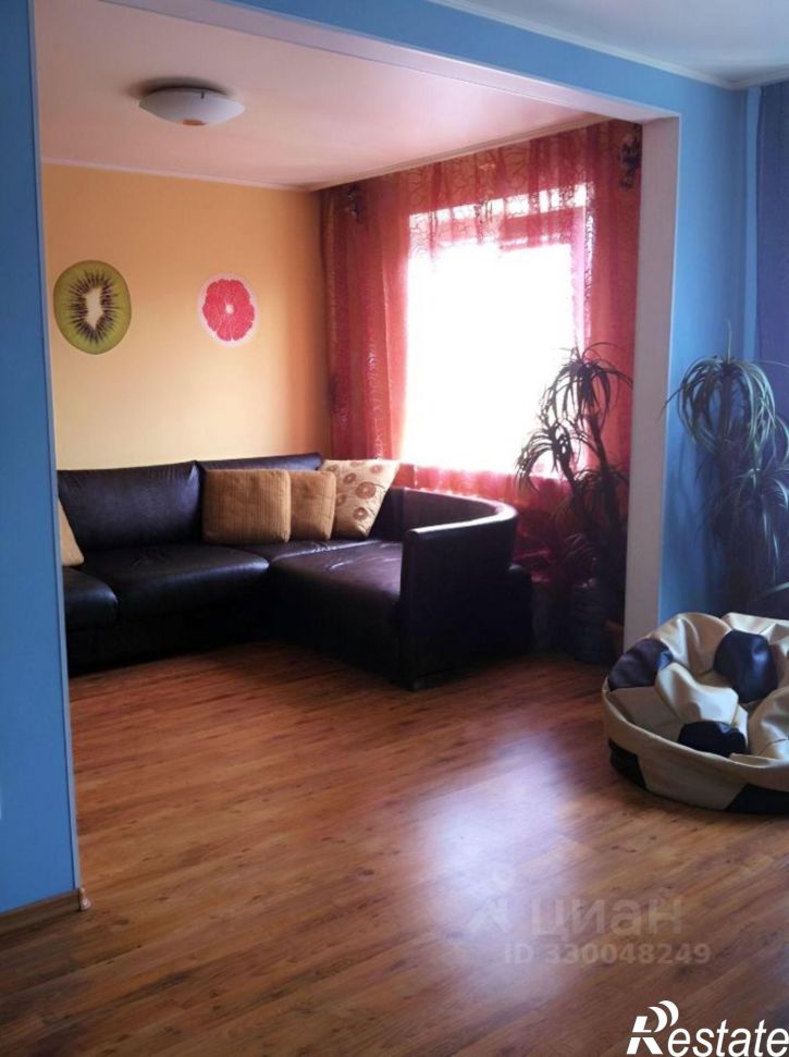 4-комн квартира улица Сулимова, 75А,  д. 75А