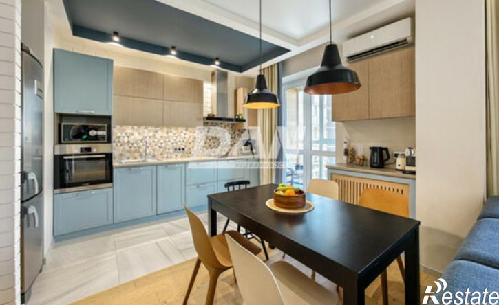 3-комн квартира улица Чичерина, 38В,  д. 38В