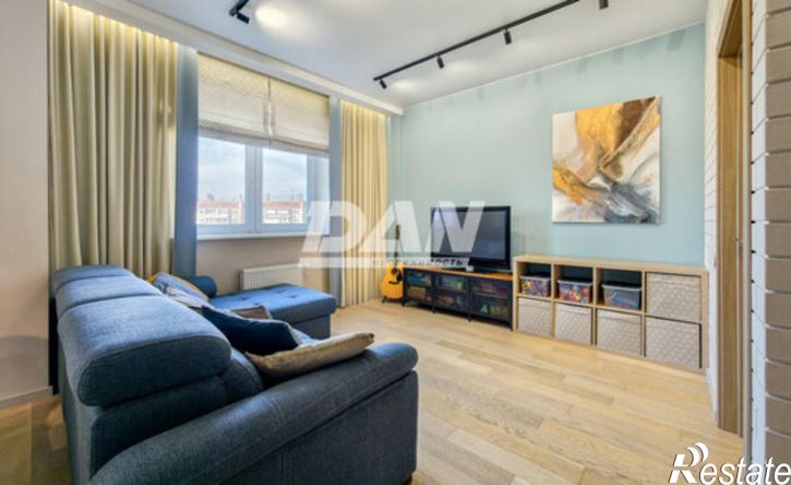 3-комн квартира улица Чичерина, 38В,  д. 38В