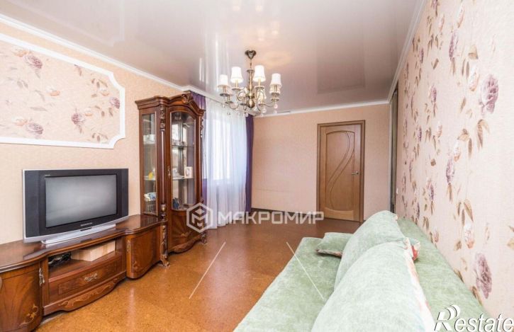3-комн квартира улица Масленникова, 2,  д. 2